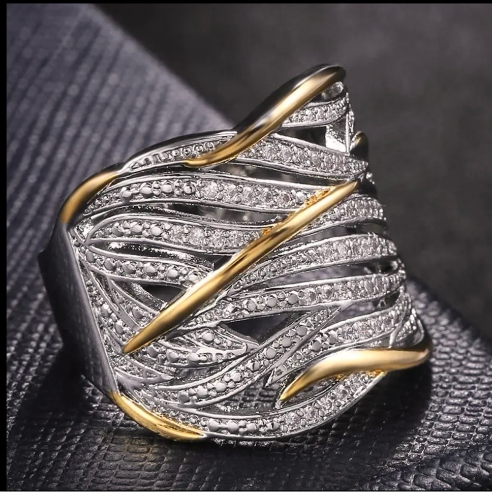 Cocktail Ring - Size 9